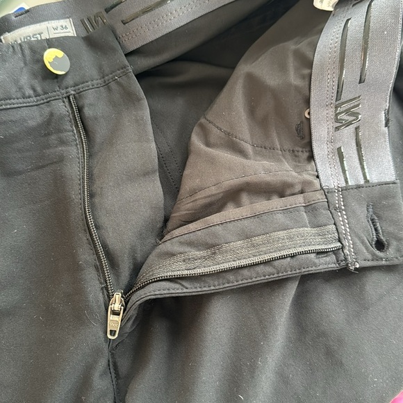 Men's Black VRST Limitless Athletic Fit 5 Pocket Chino Pant Size 36 x 32 - Picture 7 of 10